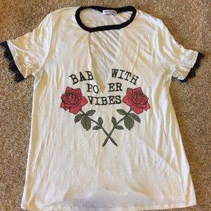 🔴Fashion Nova Tee!